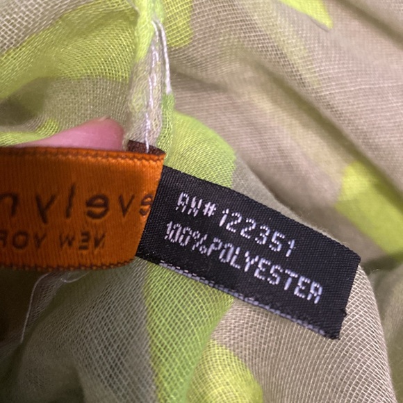 Infinity Scarf - Picture 3 of 4